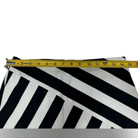 NWT Banana Republic Black and White Striped Pencil women’s Skirt 2 knee length - Picture 5 of 6